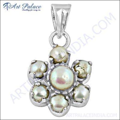 A stunning silver pendant featuring a precious pearl gemstone, showcasing elegant craftsmanship and design.