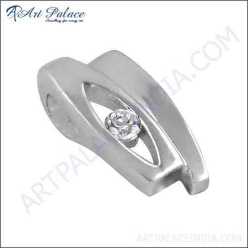 A stunning silver pendant featuring a sparkling cubic zirconia gemstone, elegantly designed for versatile wear.