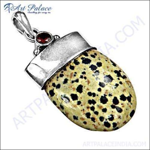 Stylish Agate Garnet Gemstone Silver Pendant showcasing vibrant garnet colors set in elegant silver.