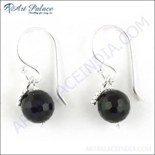 Stylish black onyx and silver earrings made from 925 sterling silver, showcasing a modern design with a luxurious finish.