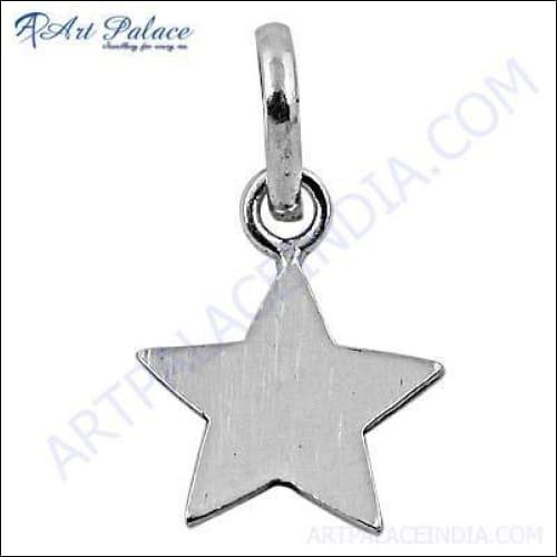 A stylish silver pendant featuring intricate design, perfect for fashion enthusiasts, displayed elegantly against a soft background.