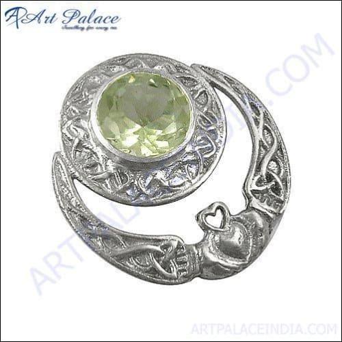 A simple sterling silver pendant featuring a vibrant amethyst gemstone, showcasing elegance and style.