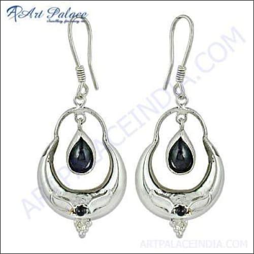 Trendy black onyx gemstone silver earrings showcasing elegant design and craftsmanship.