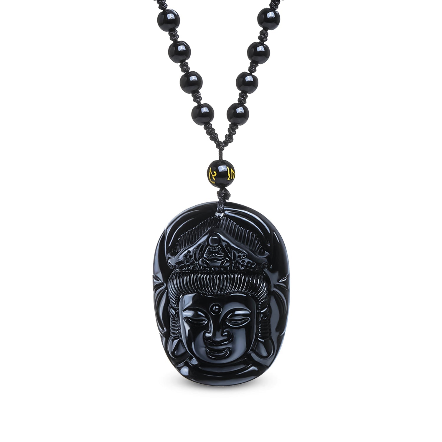 Collier en obsidienne noire avec pendentif représentant la Tête de Guanyin, symbole de compassion et de force spirituelle.