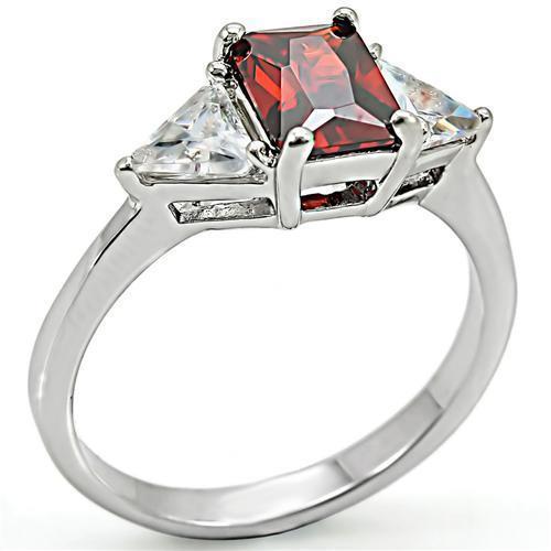 6X069 High-Polished 925 Sterling Silver Ring featuring an AAA Grade CZ stone in garnet color, showcasing its elegant design and shine.