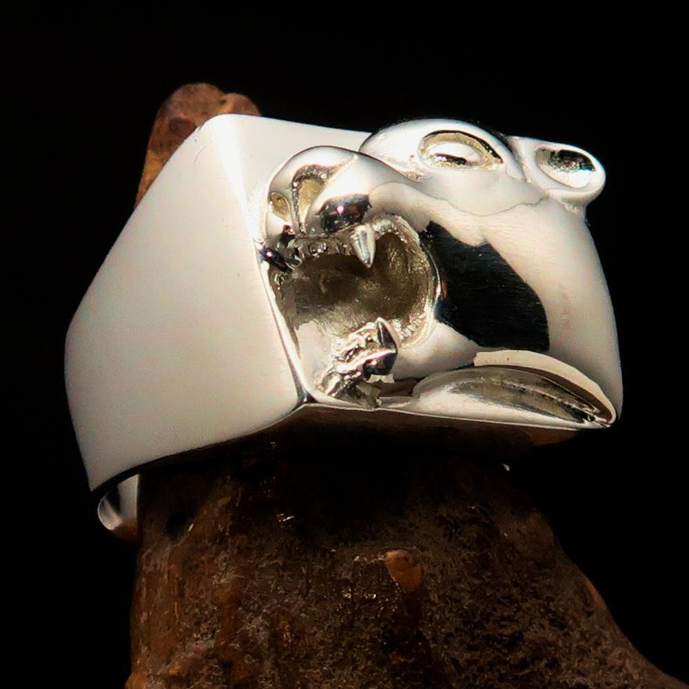 Excellent crafted Men's Animal Signet Ring featuring a detailed panther design, made from high-quality sterling silver 925.