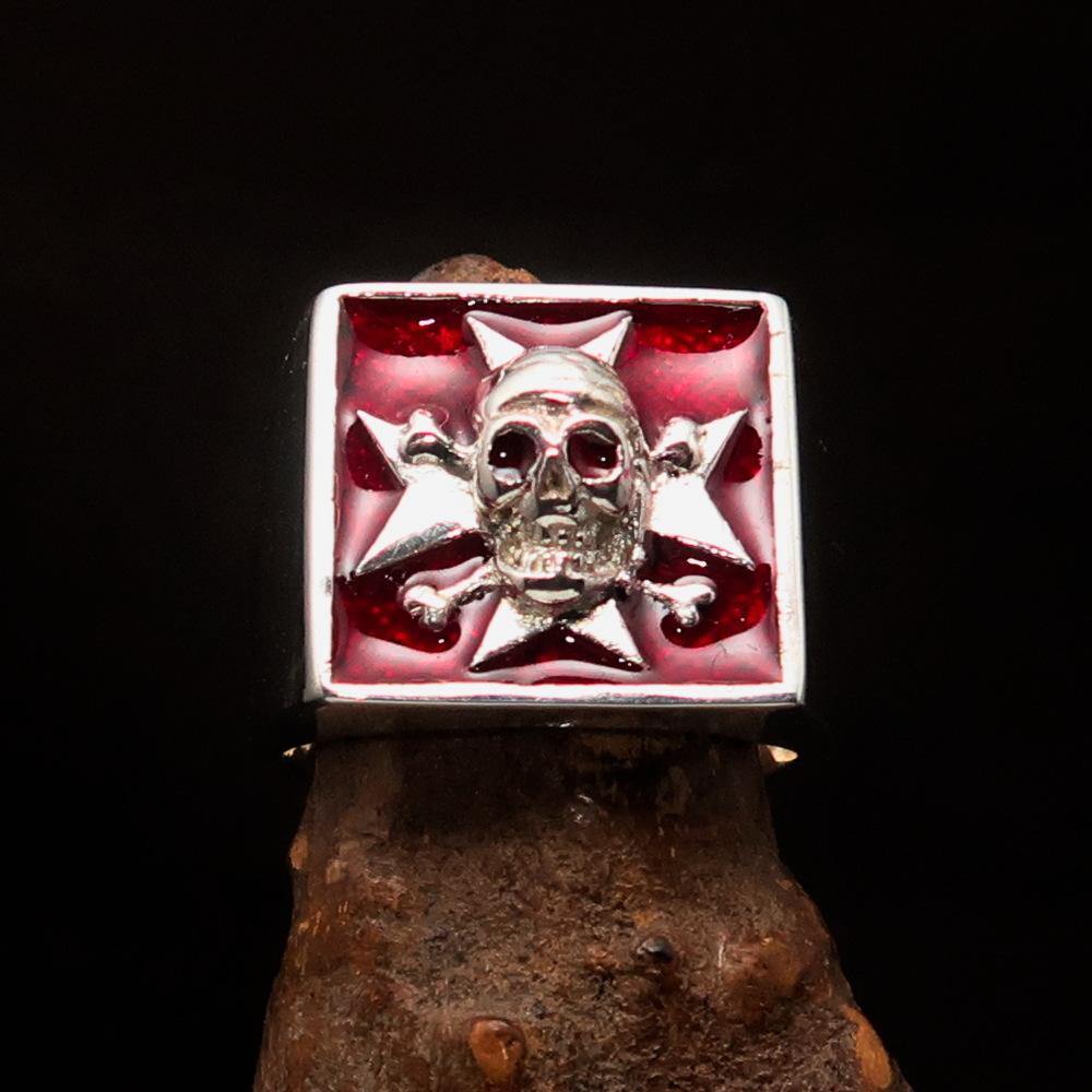 Men's Pirate Skull Ring made of sterling silver featuring a red Maltese cross design, showcasing intricate details and a high-polished finish.