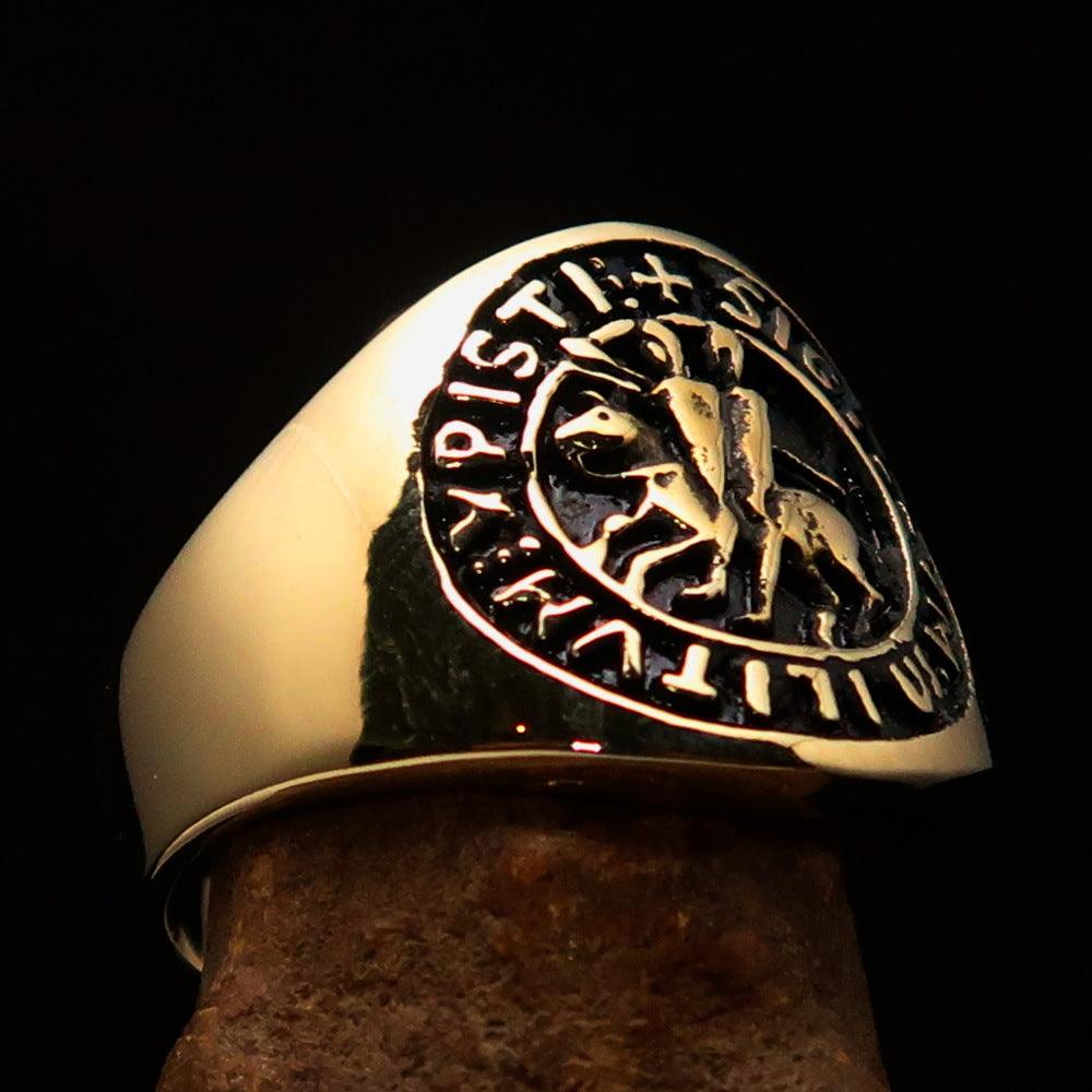 Men's Templar Knights Seal Ring made of solid brass with a high polished and antiqued finish, showcasing intricate details.