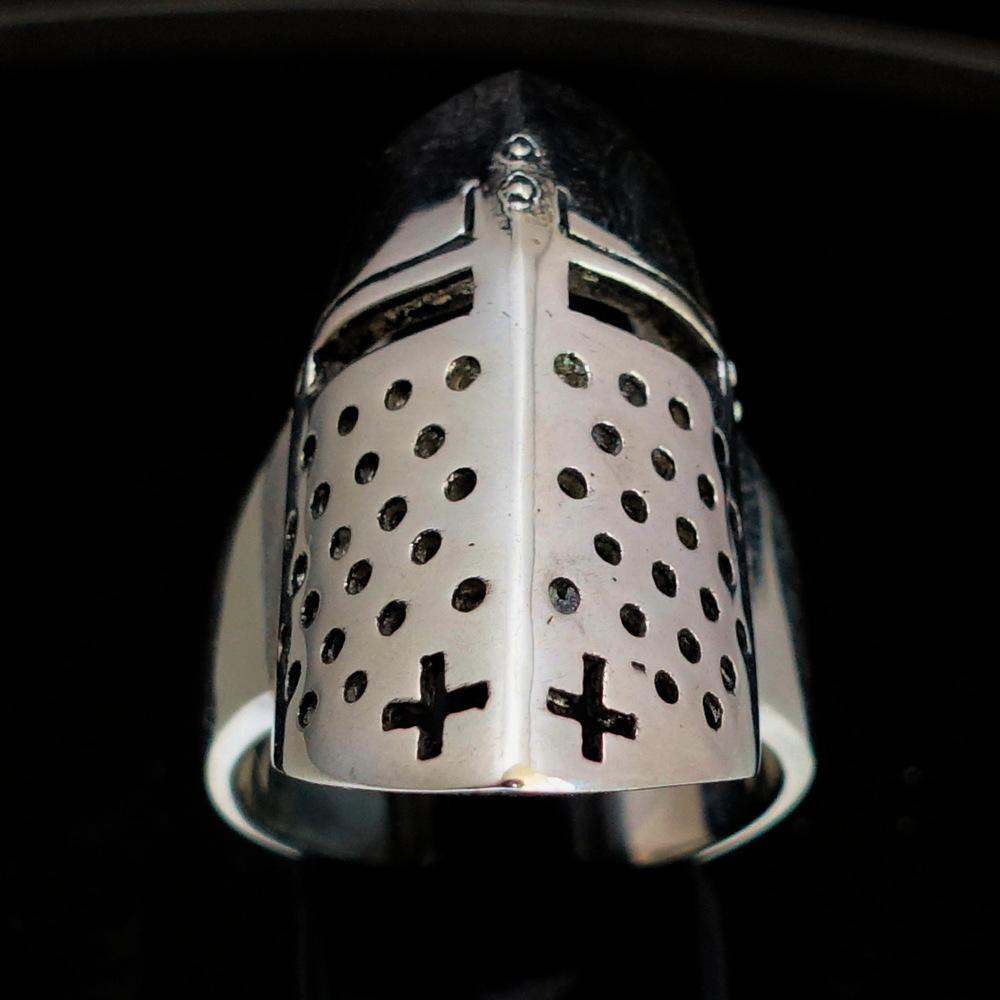 Sterling Silver Medieval Ring featuring a detailed knight helmet design, showcasing its antiqued and polished finish.