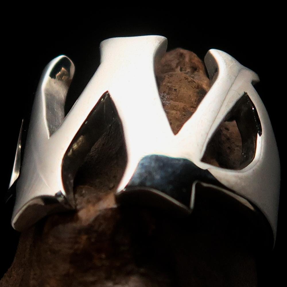 Mirror polished Men's Sterling Silver Initial Ring featuring a bold letter W, showcasing its high-quality craftsmanship and shine.