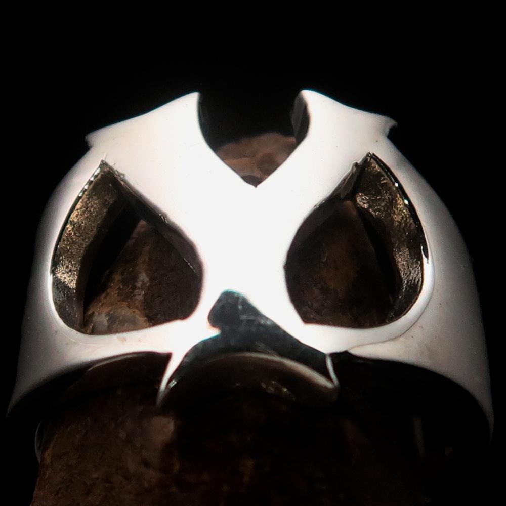 Mirror polished Men's Sterling Silver Initial Ring featuring a bold letter Y, showcasing its high-quality craftsmanship and elegant design.