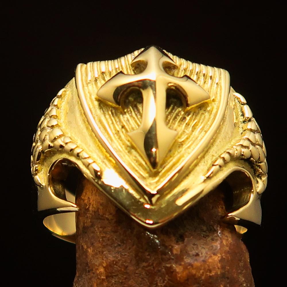 Men's Knight Costume Brass Ring featuring a Templar Cross, showcasing its antiqued and polished finish.