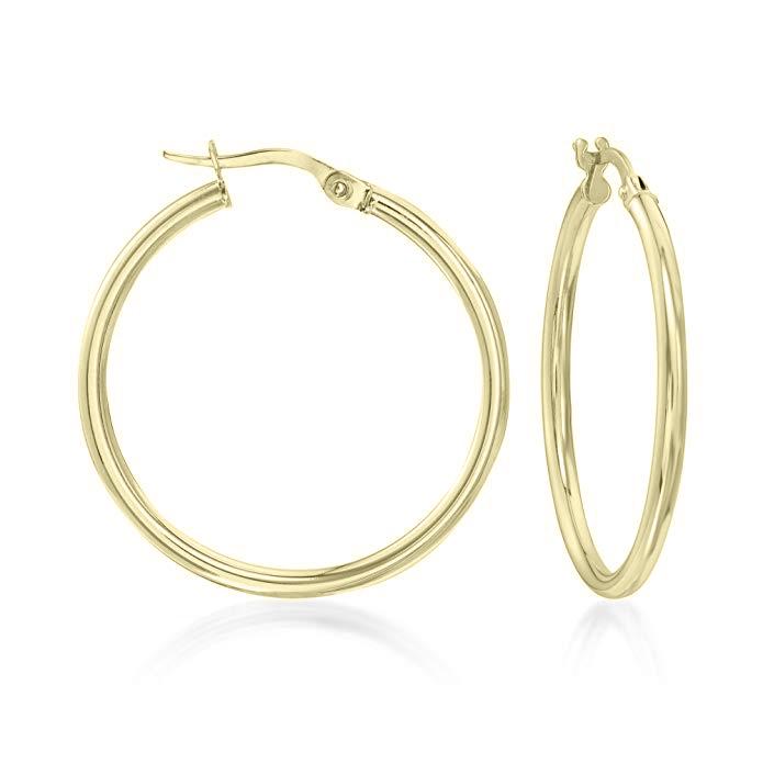 Elegant 1.5-inch classic round hoop earrings in 18K gold plated finish, showcasing a timeless design perfect for any occasion.