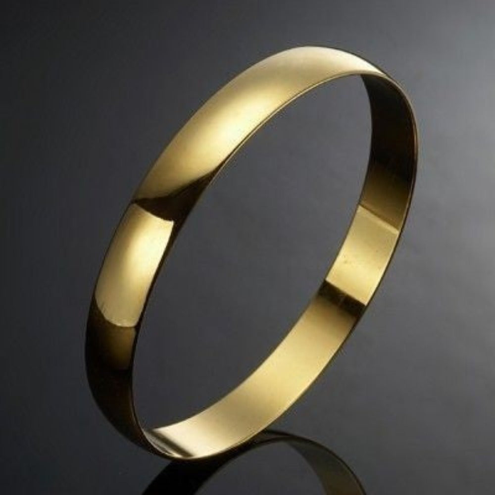 18ct Heavy Yellow Gold Plated Plain Women's Bangle, showcasing its elegant design and quality craftsmanship.