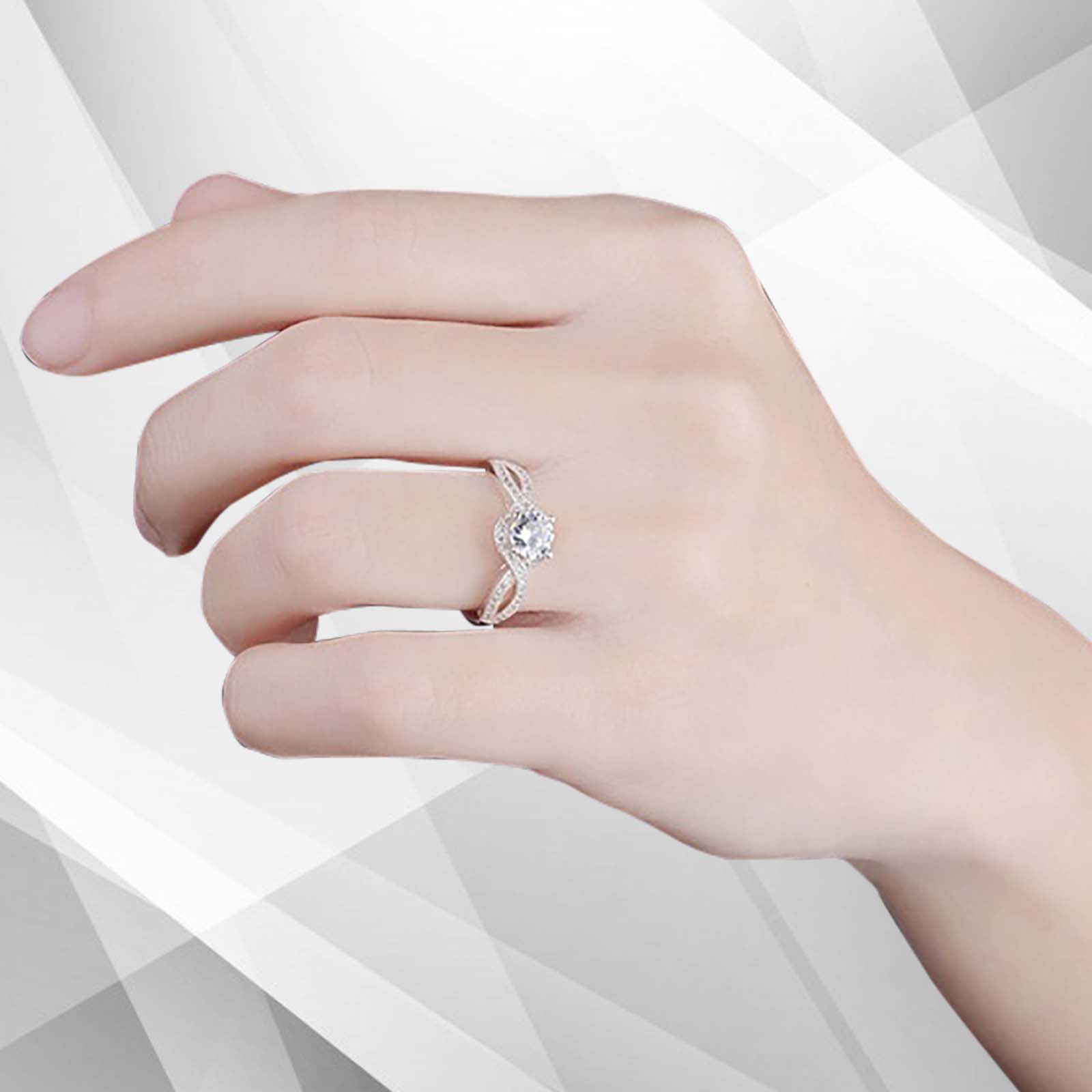 2.0Ct Round-Cut CZ Diamond Solitaire Bridal Engagement Ring in 18Ct White Gold, showcasing its elegant design and sparkling diamond.