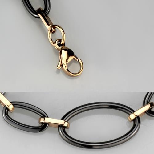 3W1005 IP Rose Gold Stainless Steel Bracelet featuring a jet ceramic centerpiece, showcasing elegance and durability.