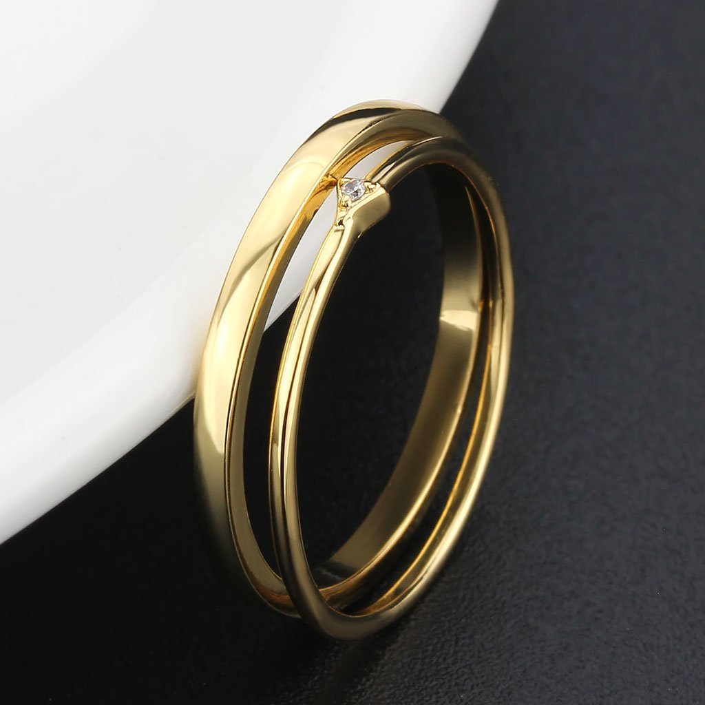 3W1624 Flash Gold Brass Ring featuring AAA Grade Clear CZ stone, showcasing its elegant design and luxurious finish.