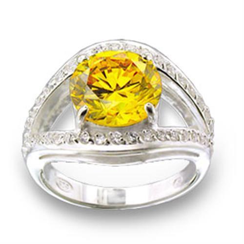 High-polished 925 sterling silver ring featuring a AAA grade cubic zirconia center stone in topaz color, elegantly designed for any occasion.