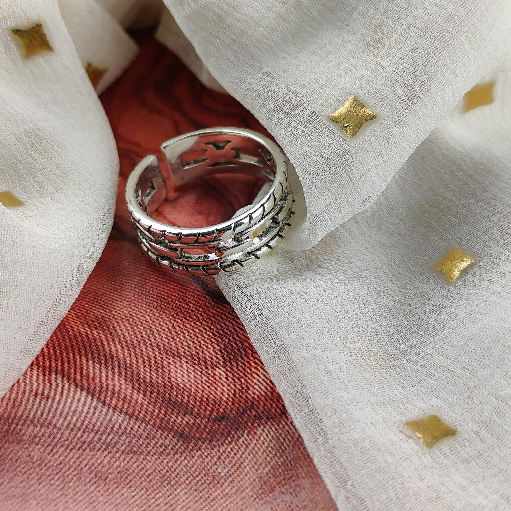 Adjustable Silver Chain Band Thick Unisex Open Statement Ring showcasing its minimalist design and sterling silver finish.