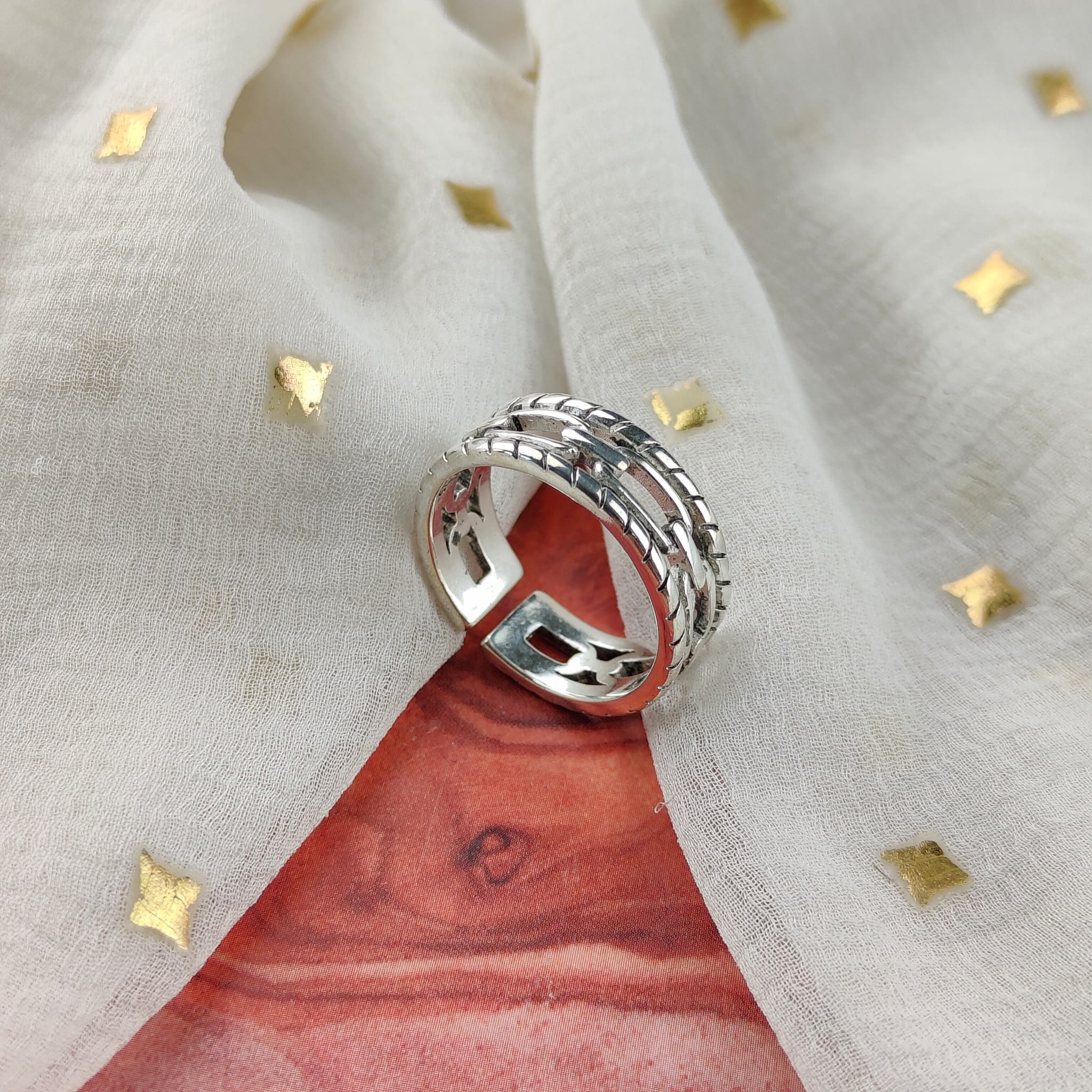 Adjustable Silver Chain Band Thick Unisex Open Statement Ring showcasing its minimalist design and sterling silver finish.