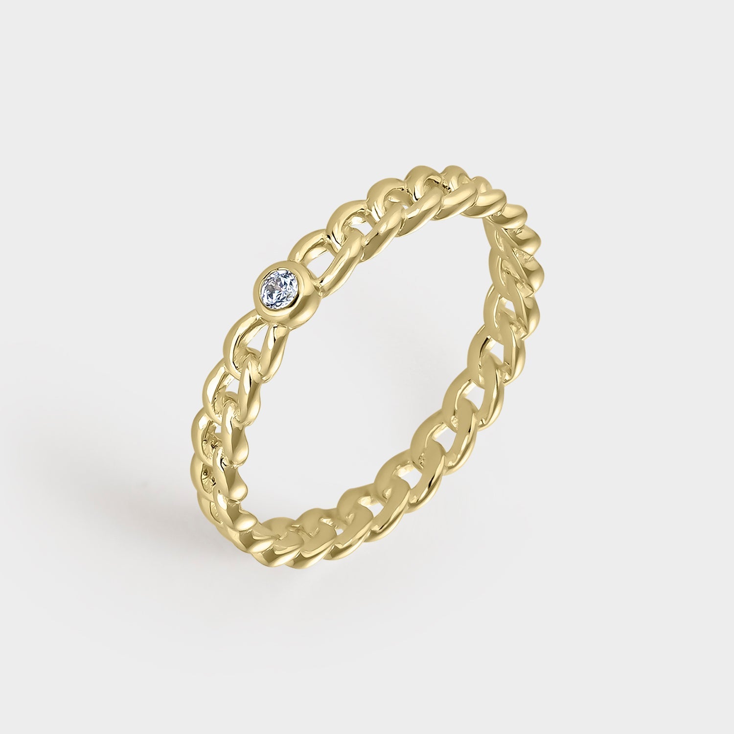 Anillo de eslabones redondos entrelazados, bañado en oro de 18K con circonita blanca engastada en bisel, elegante y sofisticado.