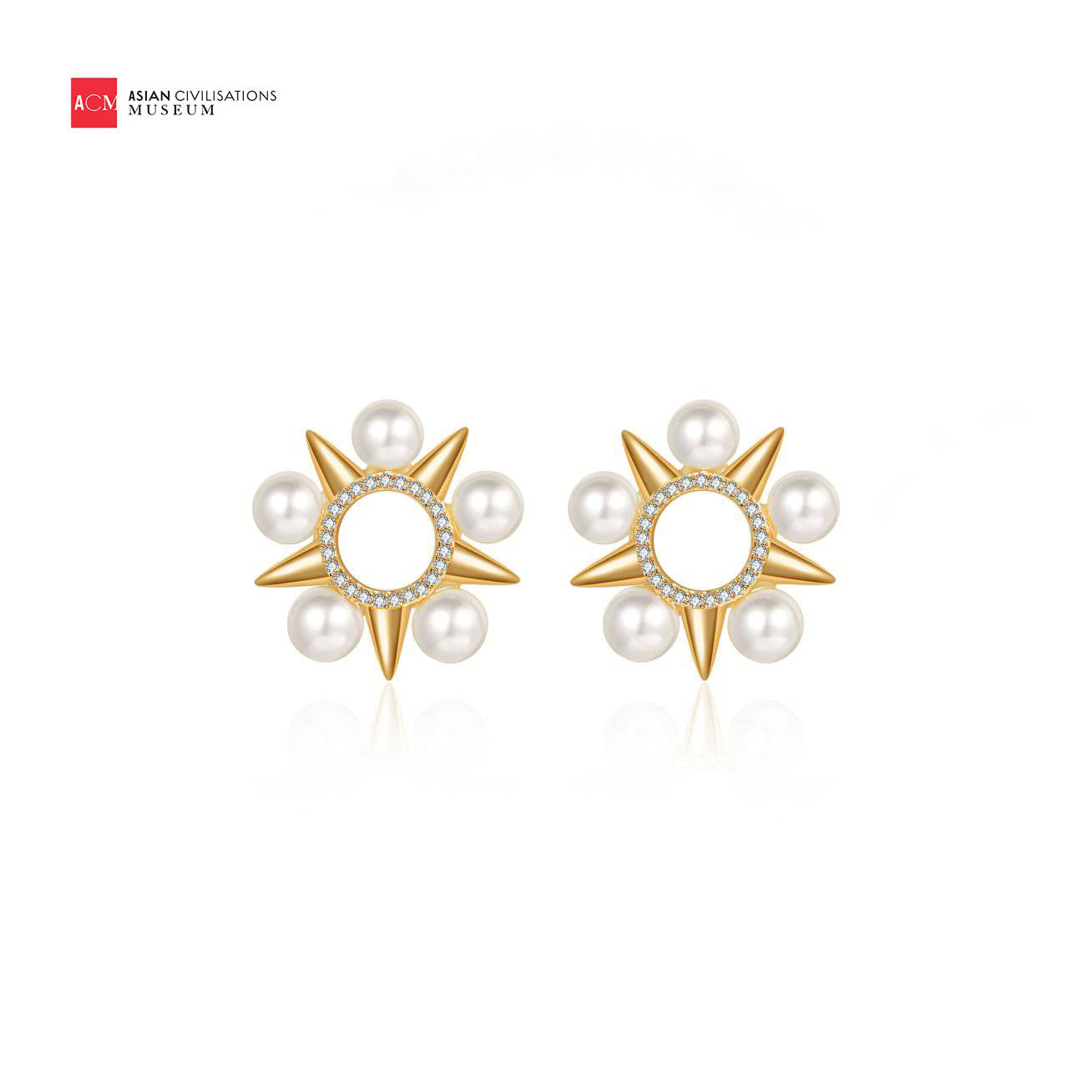 Asian Civilisations Museum Freshwater Pearl Earrings featuring five lustrous pearls set in a gold-plated sterling silver star design.