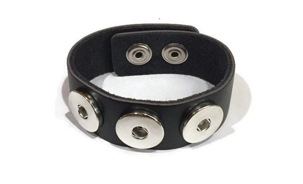 Colorful Autism Ribbon Snap designed for charm bracelets and jewelry, showcasing vibrant colors and a round shape.