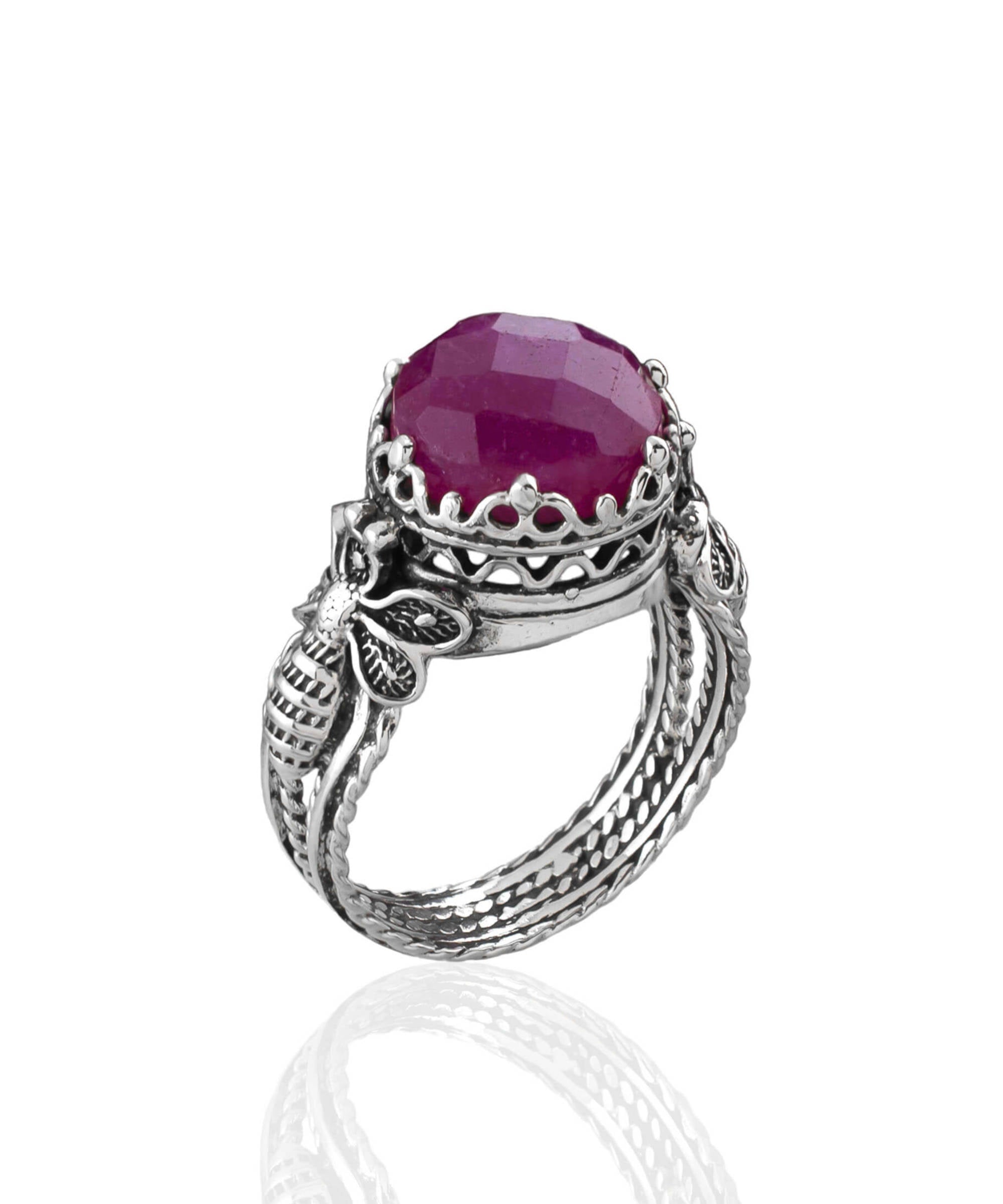 Bee Detailed Ruby Corundum Gemstone Filigree Art Women Silver Cocktail Ring showcasing intricate design and vibrant red gemstone.