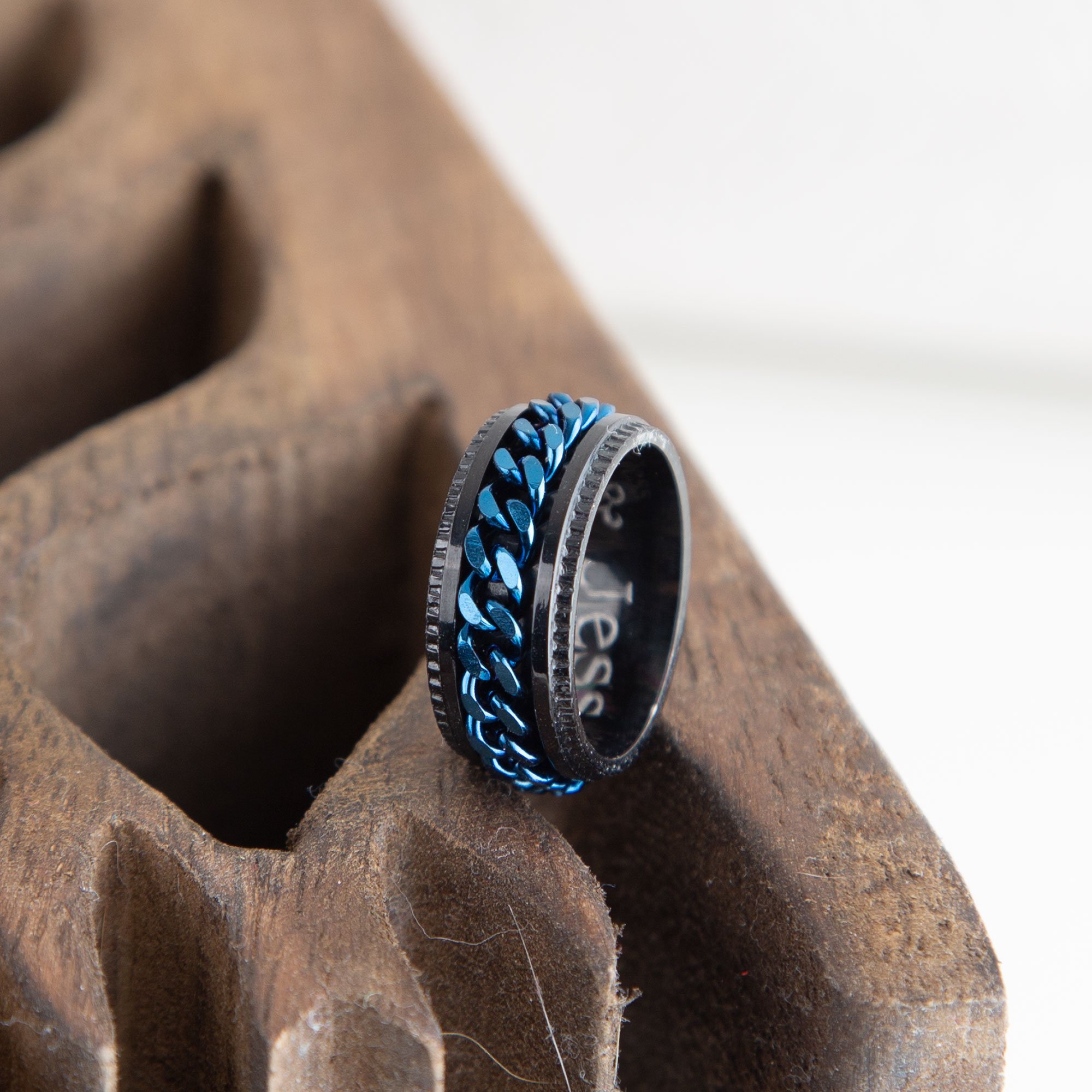 Black Blue Chain Spinner Ring for Men made of stainless steel, featuring a spinner chain design and an 8mm width.