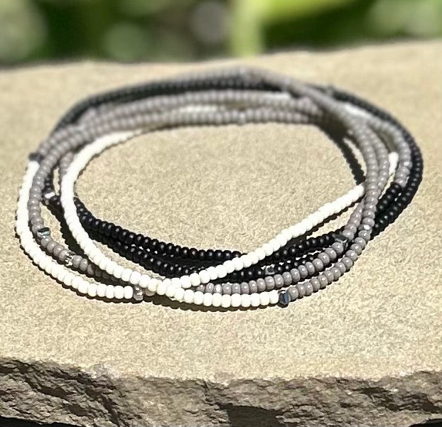Black & White Color Vibes Silver-Sprinkle Beaded 5-Wrap Boho Bracelet featuring Czech glass seed beads and silver specks on elastic cording.