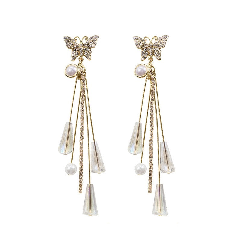 Elegant butterfly earrings featuring pearl and crystal tassels, crafted from 925 silver.