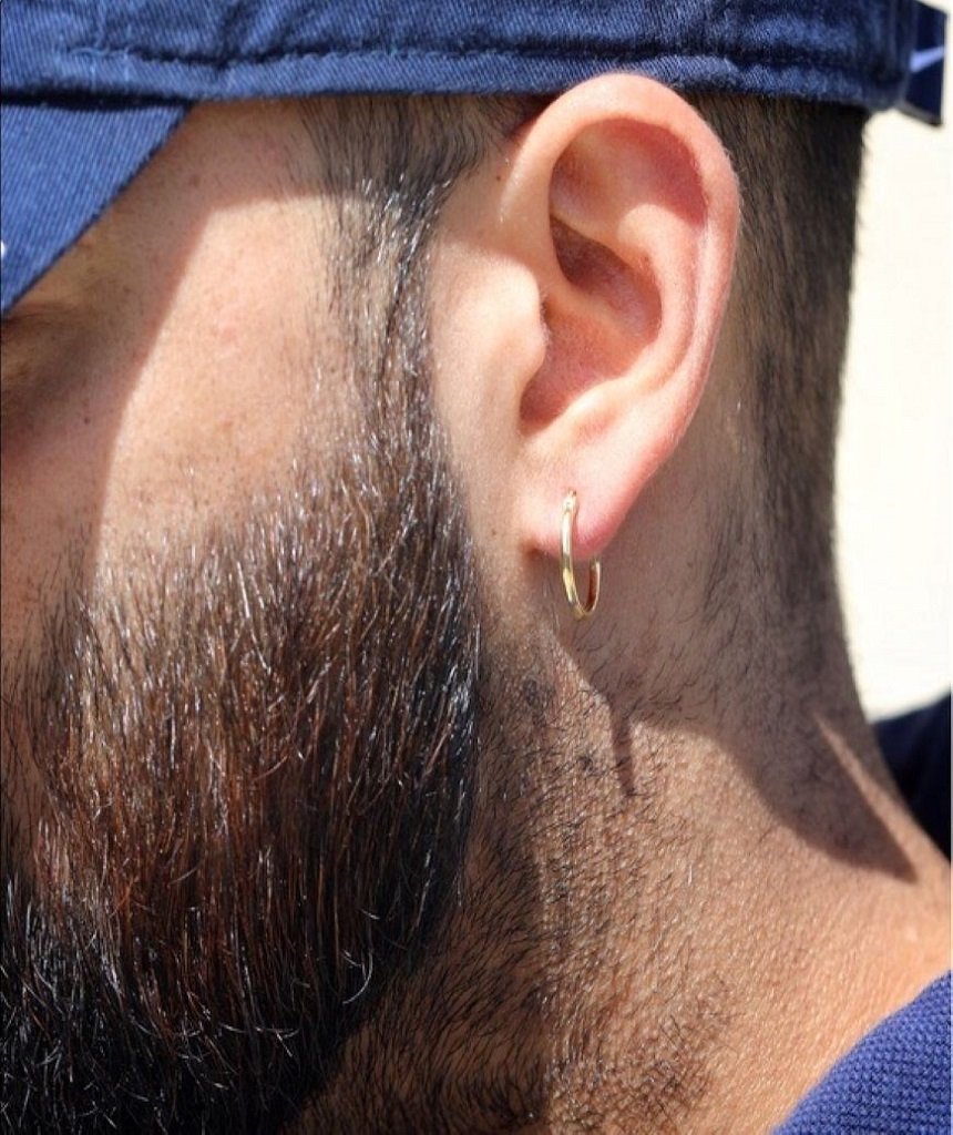 Classic Gold Hoop earrings made of sterling silver with 18k gold plating, showcasing a timeless and elegant design.