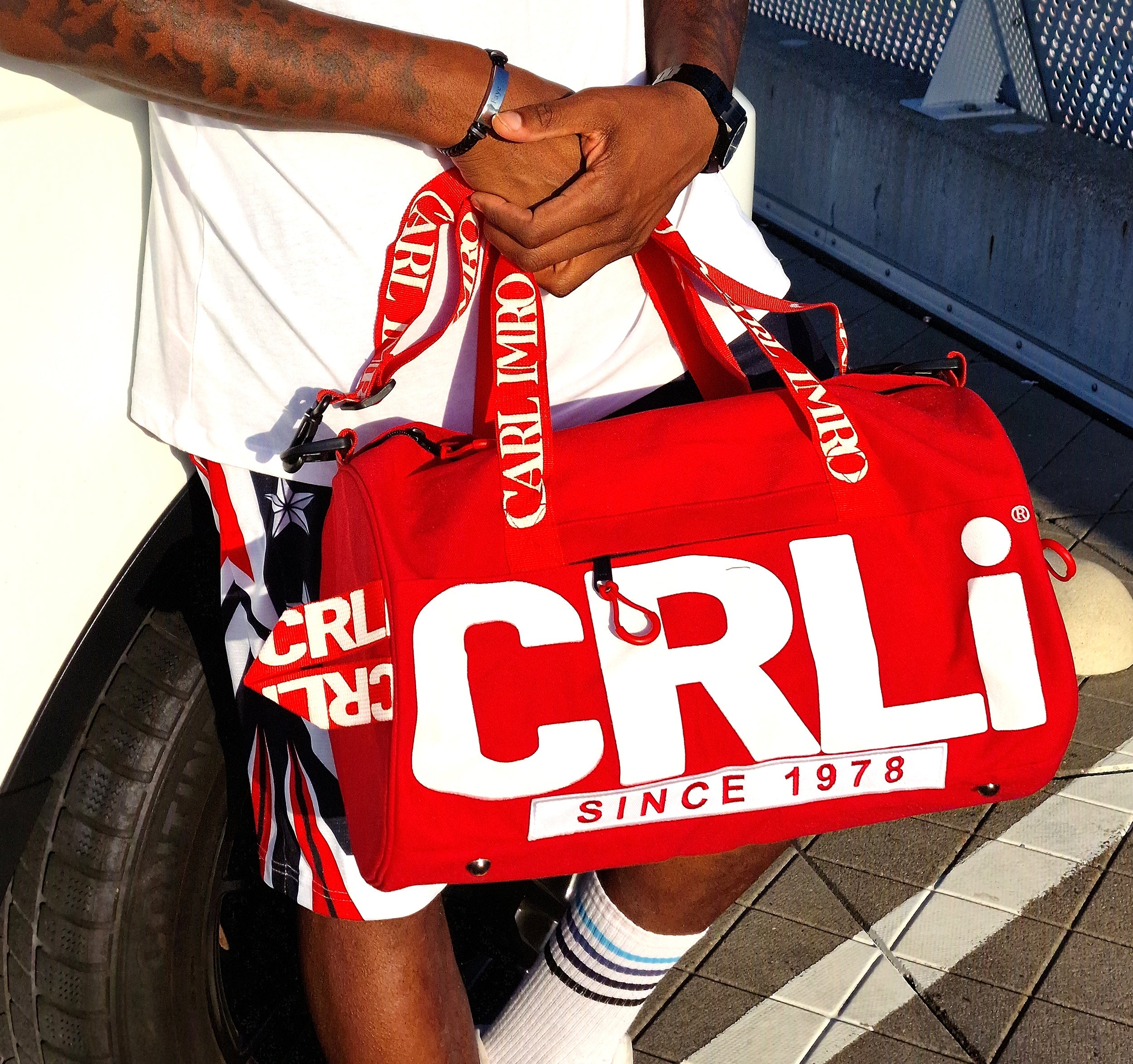 CRLi Extro Torro outdoor sports bag made from recycled nylon fabric, showcasing its stylish design and compact size.