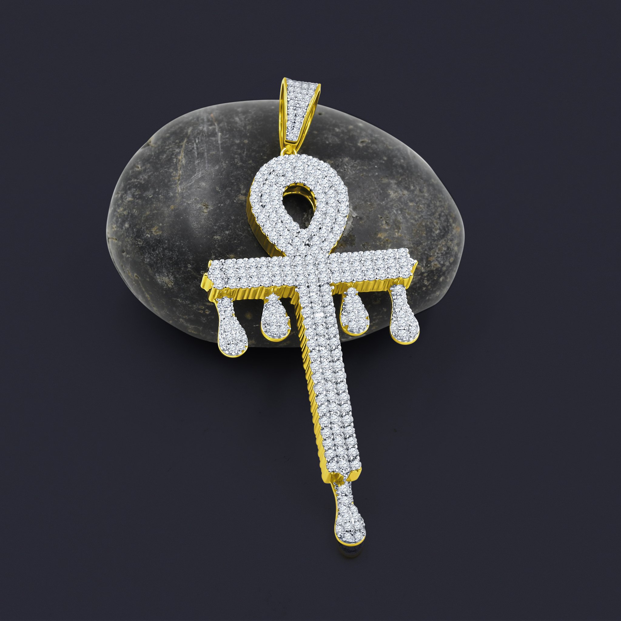 CRUSADING Silver Pendant featuring cubic zircon stones, crafted from 925 sterling silver, showcasing elegance and urbanity.