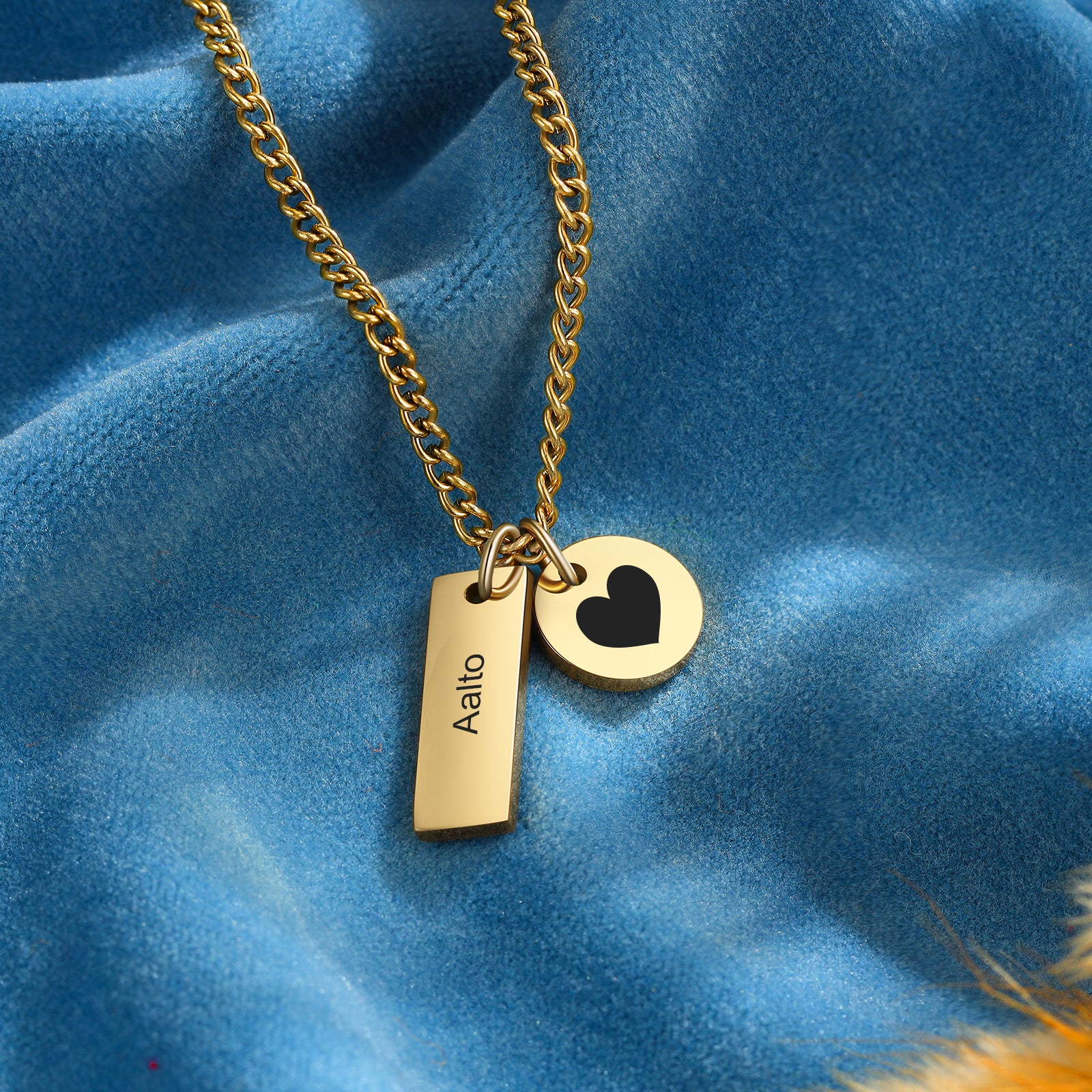 Custom Name With Heart Style Pendant Necklace made of stainless steel, featuring a heart-shaped pendant with personalized name engraving.