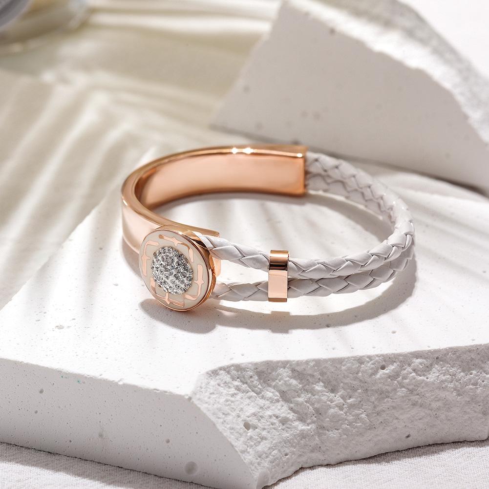 CZ Stone Wheat Chain Bar Bracelet featuring a lucky flower design with a sparkling cubic zirconia centerpiece and floral-print enamel inlay.