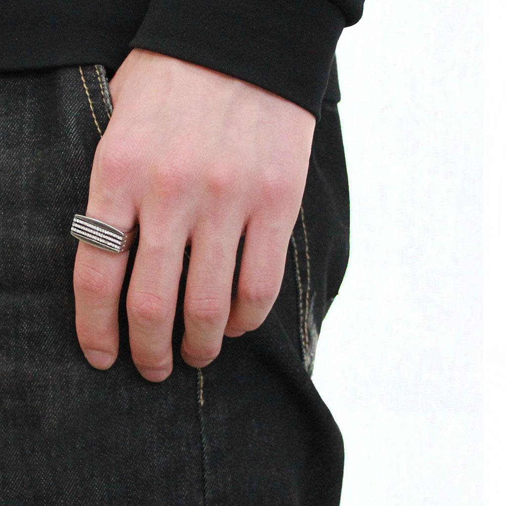 DA279 High Polished Stainless Steel Ring featuring a clear AAA Grade CZ center stone, showcasing its elegant design and shiny finish.