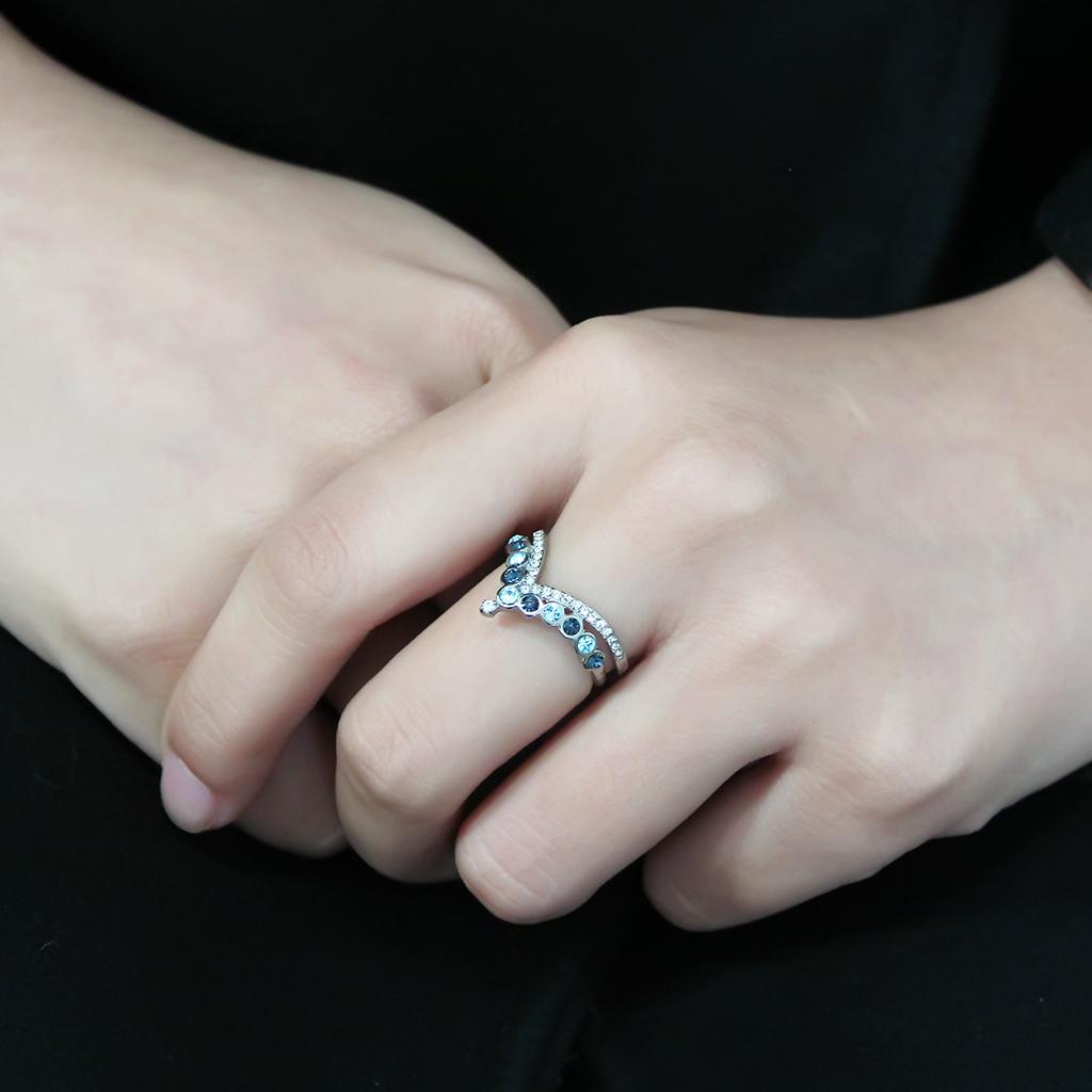 DA305 No Plating Stainless Steel Ring featuring a vibrant multi-color Top Grade Crystal, showcasing its elegant design and durable material.