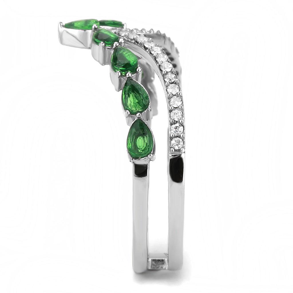 DA347 High Polished Stainless Steel Ring featuring a vibrant synthetic emerald stone, showcasing its elegant design and polished finish.