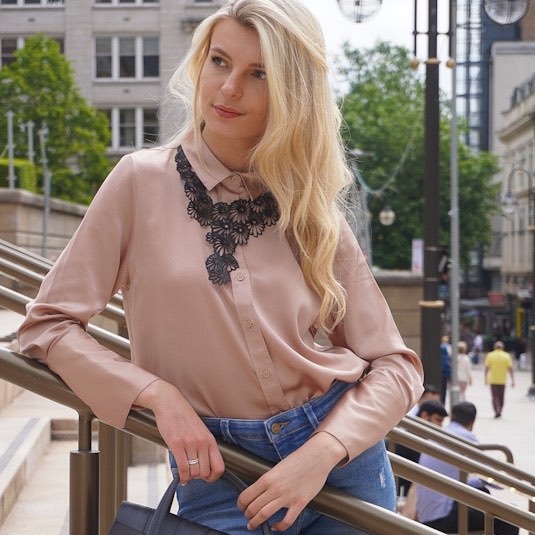 Daisy Statement Inner Tube Necklace made from reclaimed rubber, featuring a unique floral design and durable cord.