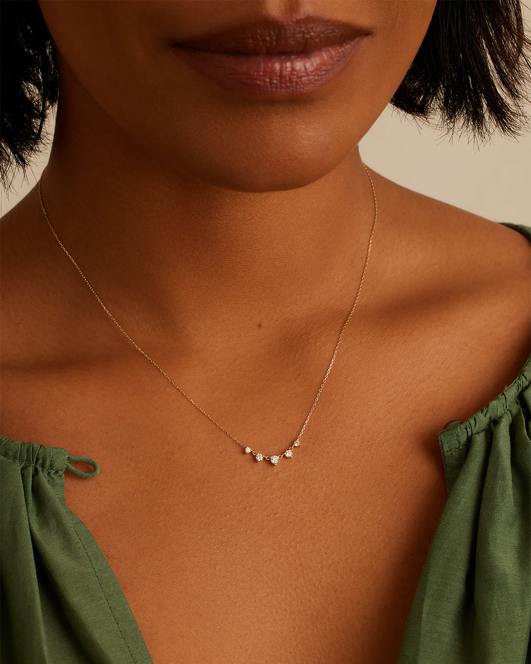 Elle Diamond Row Necklace featuring five lab-grown diamonds set in a sleek design, perfect for elegant occasions.