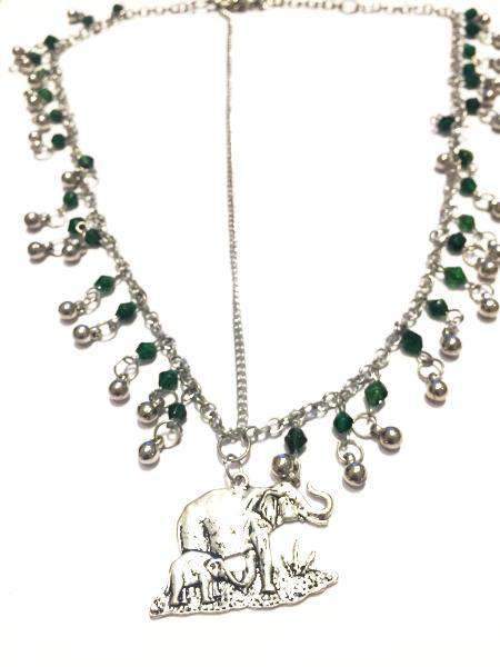 A stylish bohemian headchain featuring an elegant elephant pendant, perfect for festivals and special occasions.