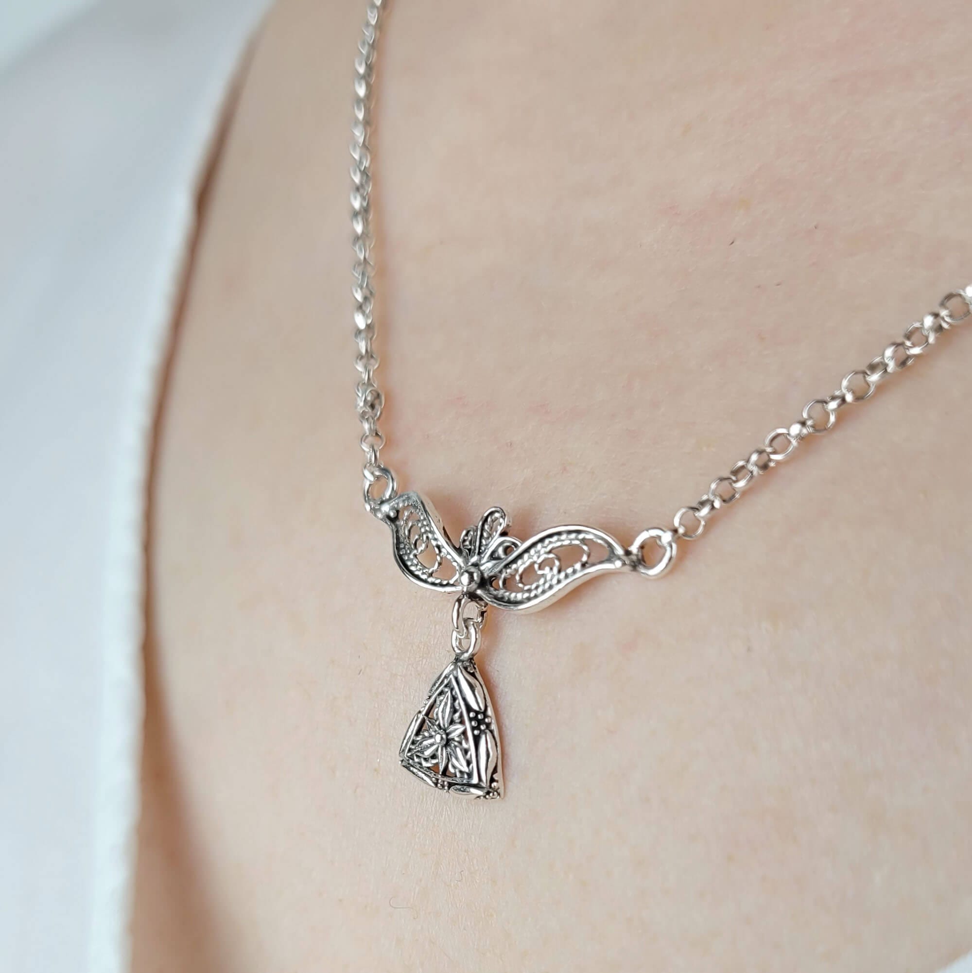 Elegant 925 sterling silver choker necklace featuring a filigree art triangle lotus design, showcasing intricate craftsmanship.