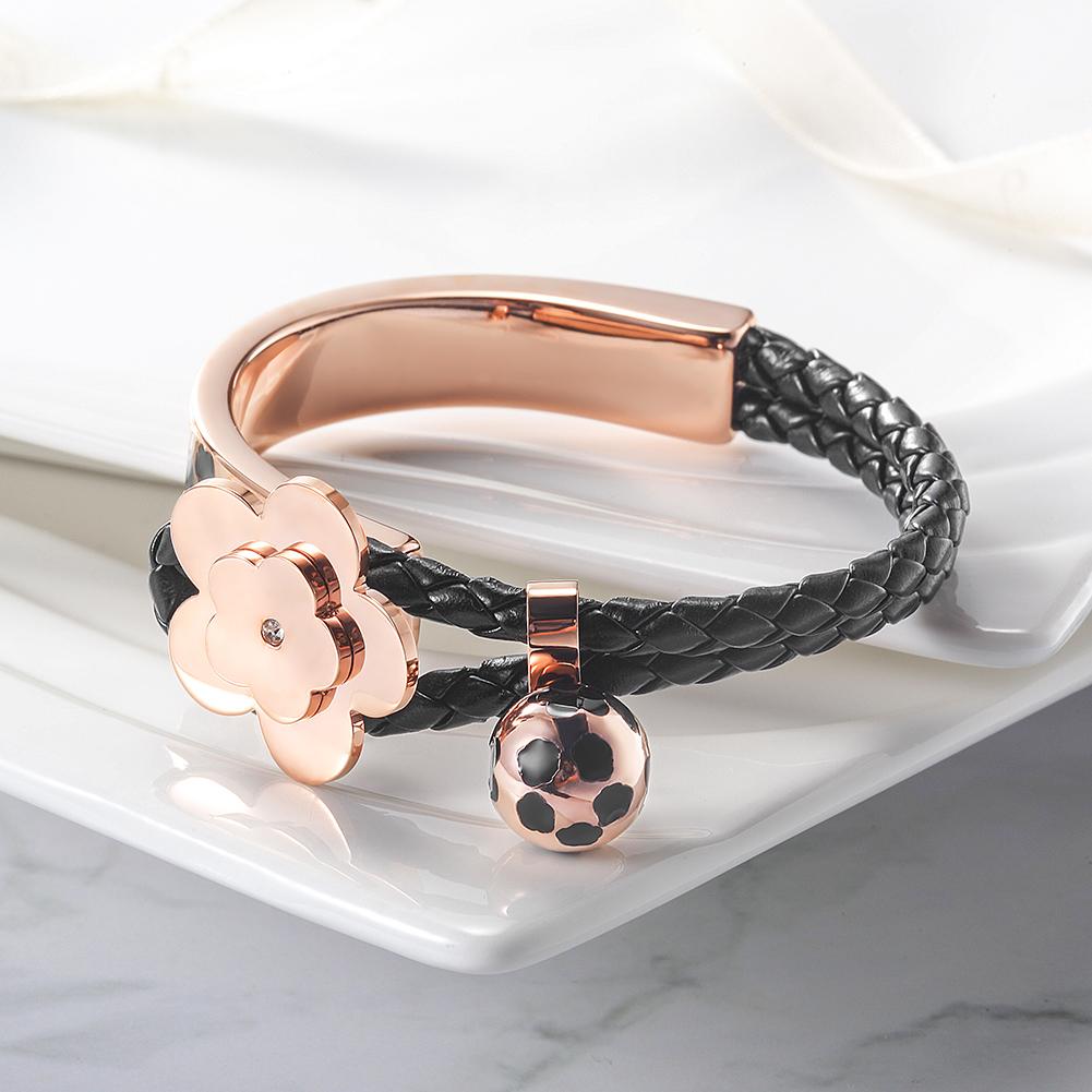 Elegant Flower Bud Wheat Chain Bar Bracelet made of stainless steel with gold plating, showcasing a modern design suitable for everyday wear.