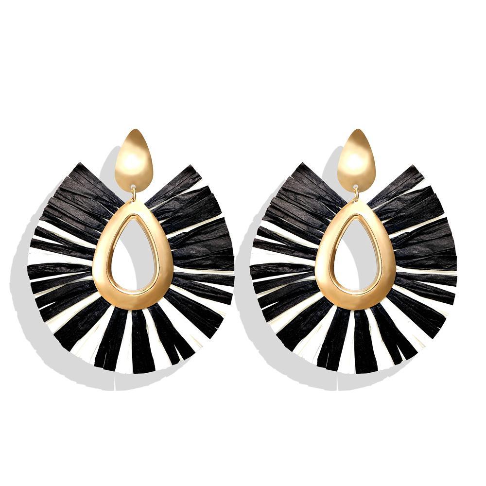 Elegant 18K gold plated fringe drop earrings made in Italy, showcasing a stylish design perfect for any occasion.