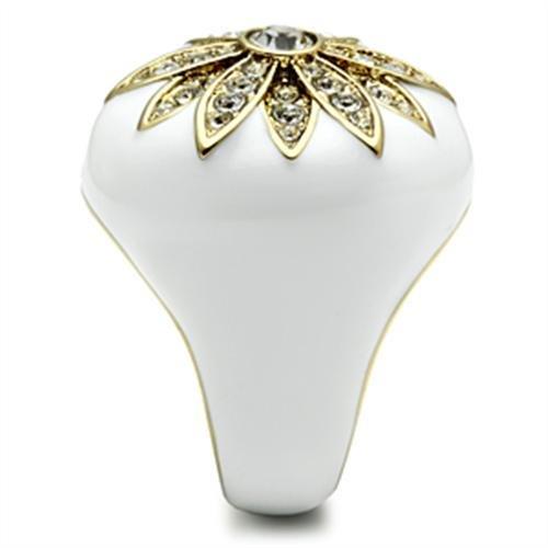 GL326 IP Gold Brass Ring featuring a clear top-grade crystal, showcasing its elegant design and luxurious finish.
