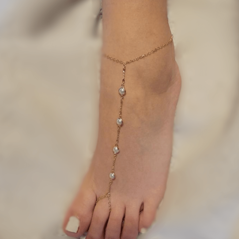 Gold Pearl Anklet with a toe ring design, featuring faux pearls, perfect for summer and beach wear.