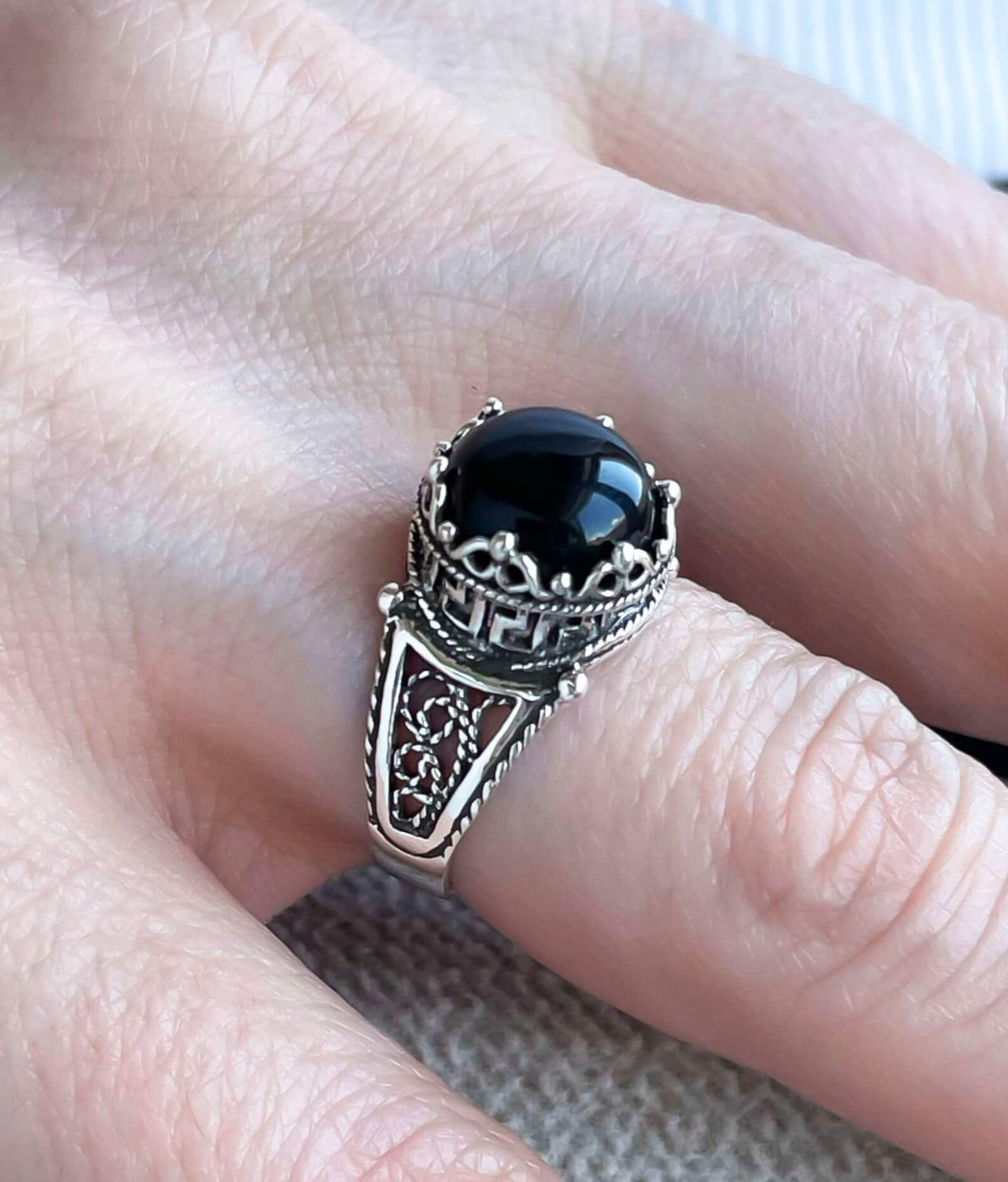Elegant Greek Key Pattern Filigree Art Ring featuring a black onyx gemstone set in 925 sterling silver, perfect for women.