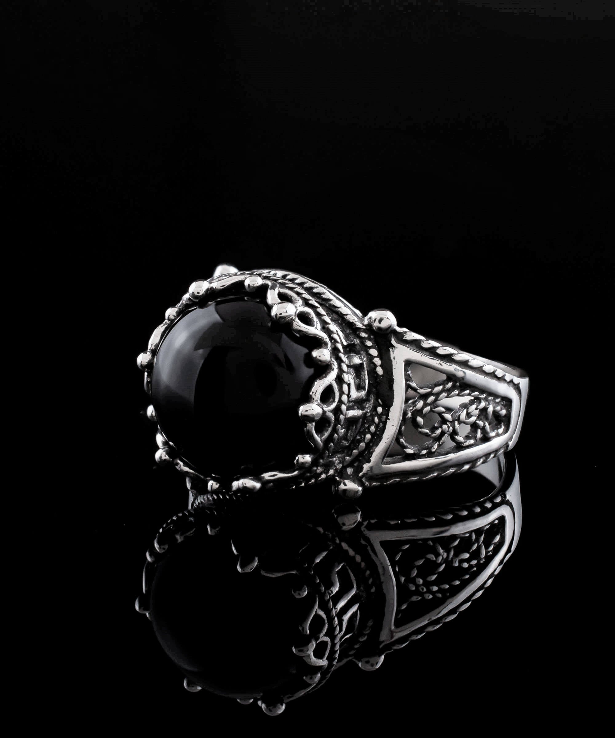 Elegant Greek Key Pattern Filigree Art Ring featuring a black onyx gemstone set in 925 sterling silver, perfect for women.