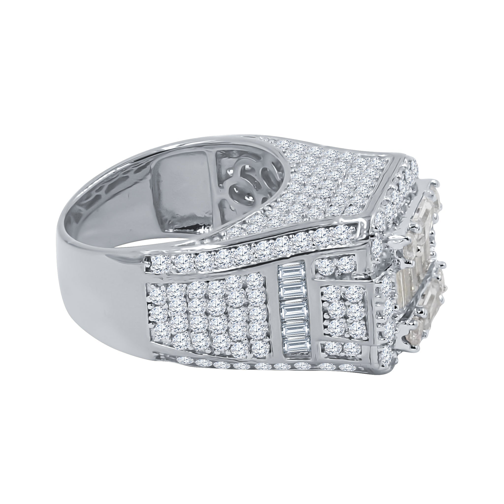 HALE 925 Sterling Silver Ring featuring cubic zircon stones, elegantly designed with a prong setting.